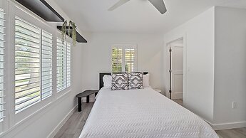 Casa De Flores 4 Bedroom Home