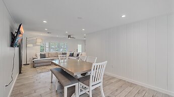 Casa De Flores 4 Bedroom Home