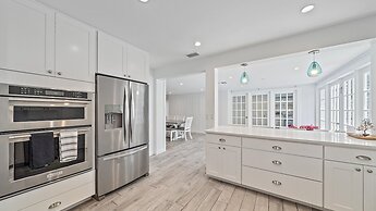 Casa De Flores 4 Bedroom Home