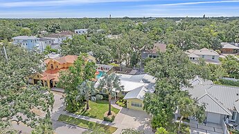 Casa De Flores 4 Bedroom Home