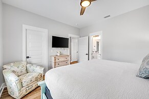 Beach House - Cottage at Indian Summer