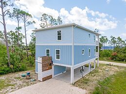 Beach House - Cottage at Indian Summer