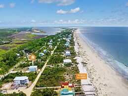 Beach House - Cottage at Indian Summer