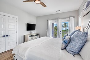 Beach House - Cottage at Indian Summer