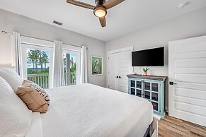 Beach House - Cottage at Indian Summer