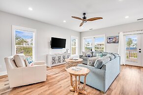 Beach House - Cottage at Indian Summer