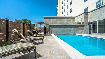 HARRISSON Business Class Hotel Celaya