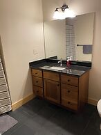 Spacious Sugarloaf Condo