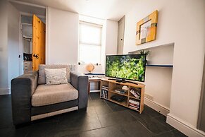 Park Square Retreat in Blaenau