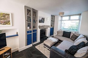 Park Square Retreat in Blaenau