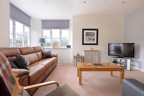 Gairn Apartment