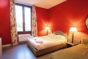 SGS Suite Lake Como