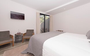 Estoril Village Guesthouse