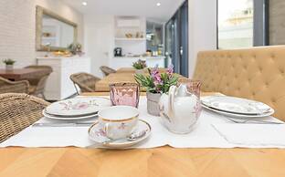 Estoril Village Guesthouse