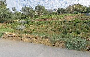 Estoril Village Guesthouse
