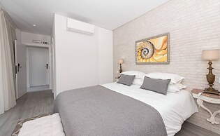 Estoril Village Guesthouse