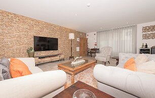 Estoril Village Guesthouse