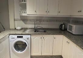 Modern Escape, Shared Pool, Private Terrace