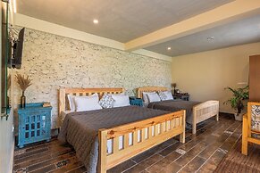 Malusara Retreat By The Lake