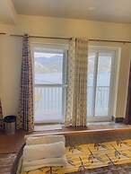 Malusara Retreat By The Lake