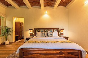 Malusara Retreat By The Lake