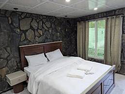 comfort Hotel & Huts