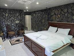 comfort Hotel & Huts