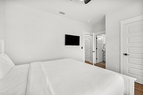 Beach House - Sand Castle Hideaway