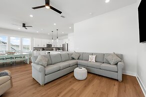 Beach House - Sand Castle Hideaway