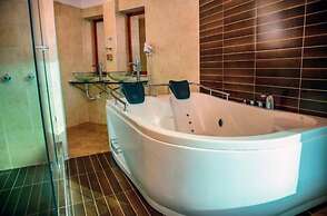 HOTEL MONCHUELO SPA