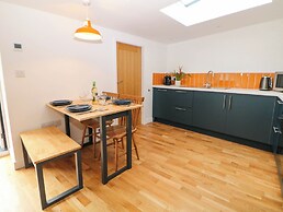 Yew Tree Cottage