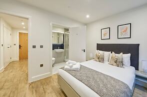 Brand-new Two-bedroom Flat in Colindale