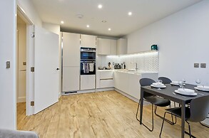 Brand-new Two-bedroom Flat in Colindale