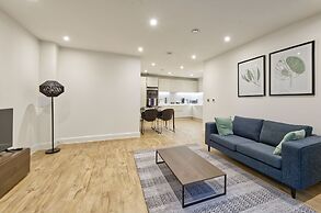 Brand-new Two-bedroom Flat in Colindale