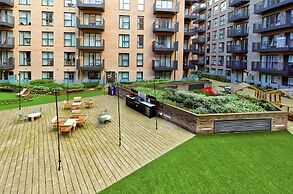 Brand-new Two-bedroom Flat in Colindale