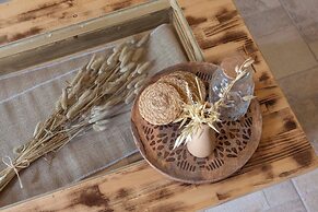 Strofilia Guest House