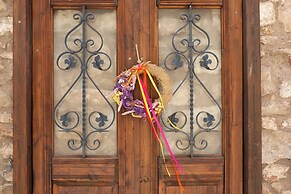 Strofilia Guest House