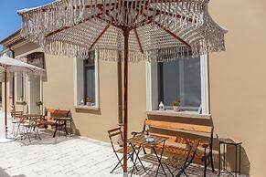 Strofilia Guest House