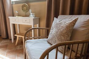 Strofilia Guest House