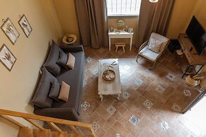 Strofilia Guest House
