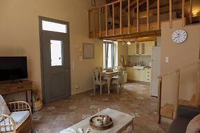 Strofilia Guest House