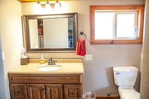 Zebra Rustic Retreat 3BR Home on Zebra Ranch