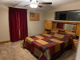 Zebra Rustic Retreat 3BR Home on Zebra Ranch