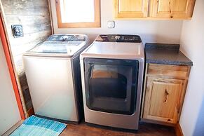 Zebra Rustic Retreat 3BR Home on Zebra Ranch