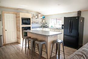 Zebra Refuge Cottage-wild Unique Prescott Stay