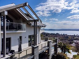 Family Friendly Italian Lakes Holiday Rental With Pool