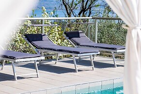 Family Friendly Italian Lakes Holiday Rental With Pool