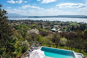 Family Friendly Italian Lakes Holiday Rental With Pool