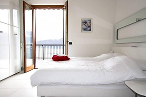 Stunning 1 bed Lake Maggiore Apartment