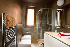 Stunning 1 bed Lake Maggiore Apartment